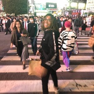 Meet your Posher, Corinne